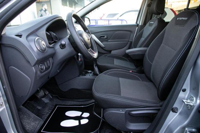 Renault Logan II Рестайлинг с пробегом 2020 года, цена 998 000 рублей, 100000 км, седан, Автокод Объявления