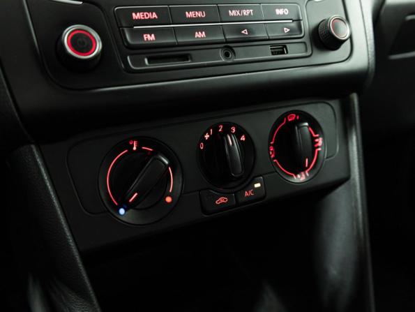Volkswagen Polo V с пробегом 2014 года, цена 799 700 рублей, 172075 км, седан, Автокод Объявления