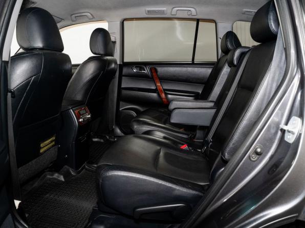 Toyota Highlander II (XU40) Рестайлинг с пробегом 2010 года, цена 2 050 000 рублей, 207457 км, внедорожник, Автокод Объявления