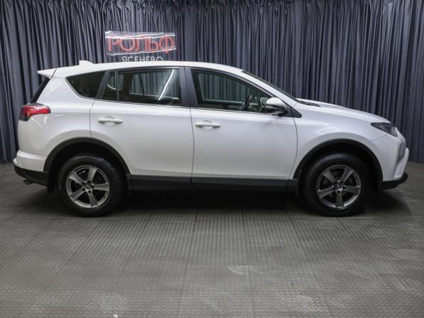 Toyota RAV4 IV (XA40) Рестайлинг с пробегом 2018 года, цена 2 149 000 рублей, 143410 км, внедорожник, Автокод Объявления