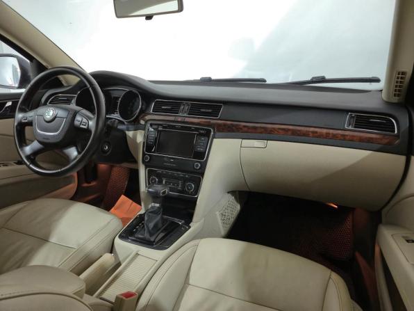 Skoda Superb II с пробегом 2012 года, цена 895 000 рублей, 258554 км, лифтбек, Автокод Объявления