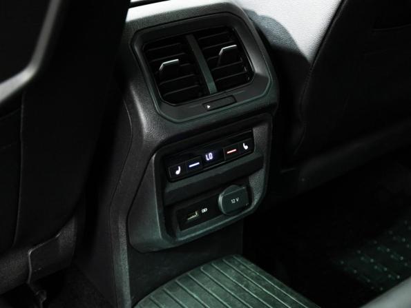 Volkswagen Tiguan II с пробегом 2018 года, цена 2 699 700 рублей, 154564 км, внедорожник, Автокод Объявления