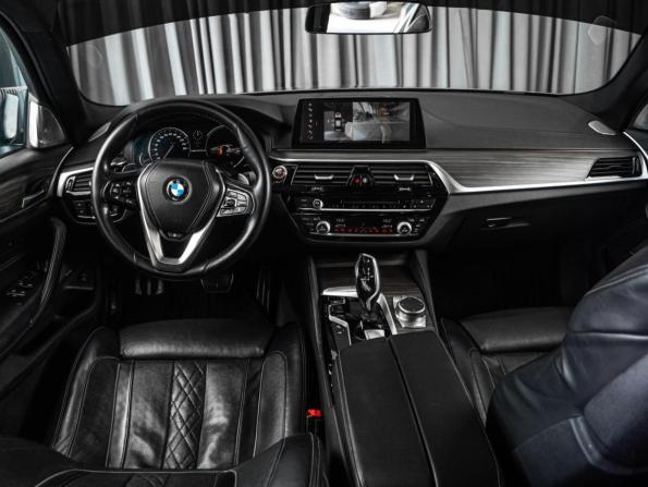 BMW 5 серии VII (G30/G31/G38) с пробегом 2017 года, цена 2 899 000 рублей, 198736 км, седан, Автокод Объявления