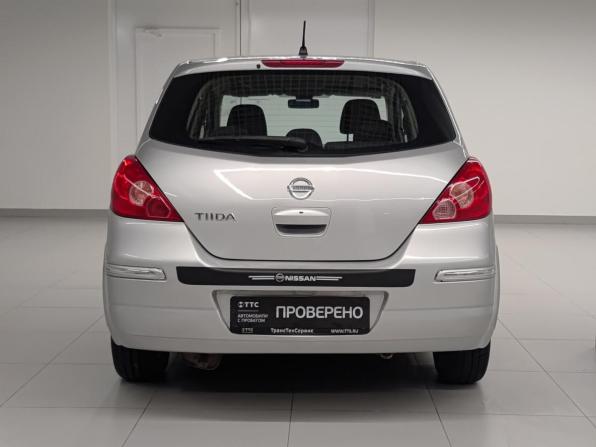 Nissan Tiida I Рестайлинг с пробегом 2010 года, цена 674 000 рублей, 218304 км, хэтчбек, Автокод Объявления
