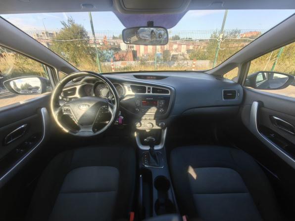 Kia Ceed II с пробегом 2014 года, цена 1 059 000 рублей, 190000 км, хэтчбек, Автокод Объявления