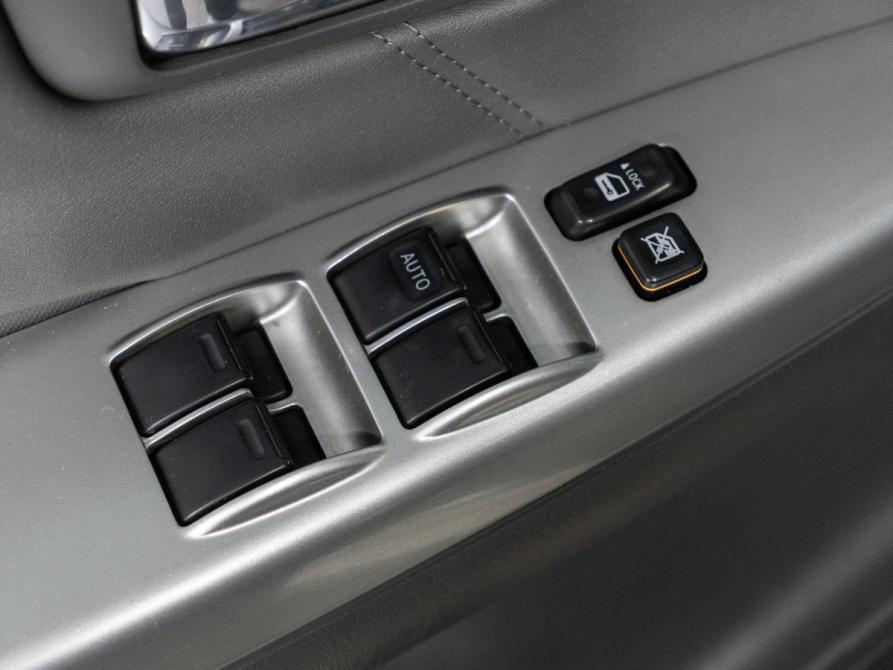 Toyota Hilux VII Рестайлинг Тюмень  - изображение 13