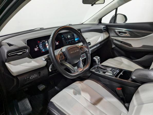 BAIC U5 Plus с пробегом 2023 года, цена 850 000 рублей, 136930 км, седан, Автокод Объявления