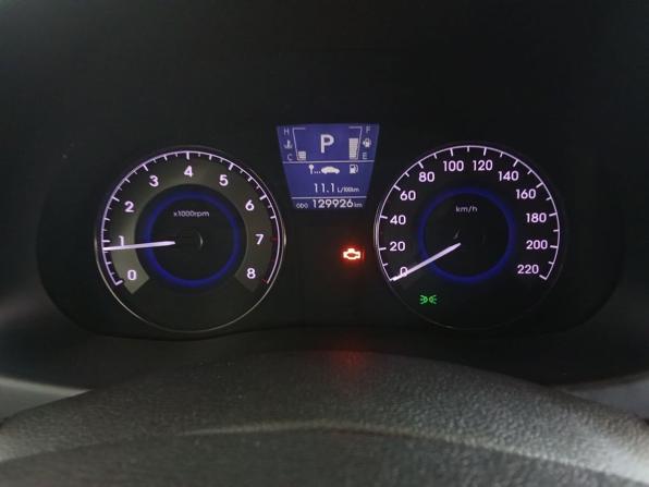 Hyundai Solaris I с пробегом 2014 года, цена 900 000 рублей, 129925 км, седан, Автокод Объявления