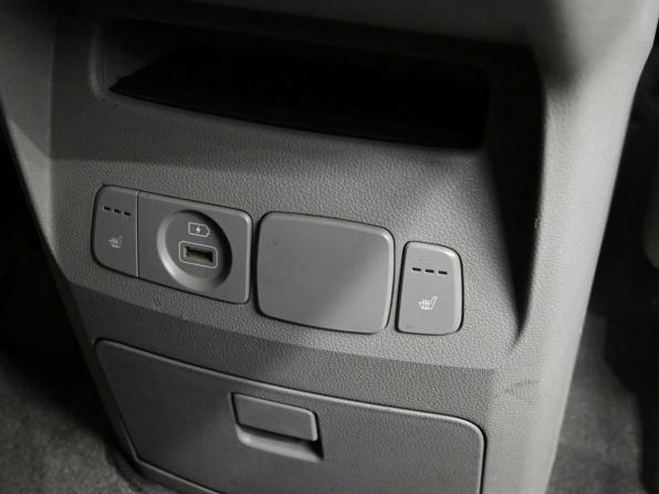 Kia Carnival III с пробегом 2020 года, цена 3 200 000 рублей, 122400 км, минивэн, Автокод Объявления