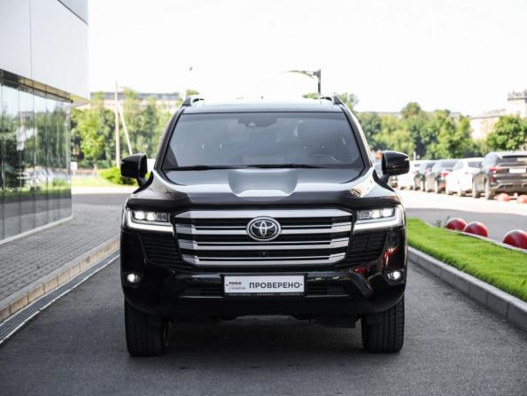 Toyota Land Cruiser 300 Series с пробегом 2022 года, цена 9 299 000 рублей, 51215 км, внедорожник, Автокод Объявления