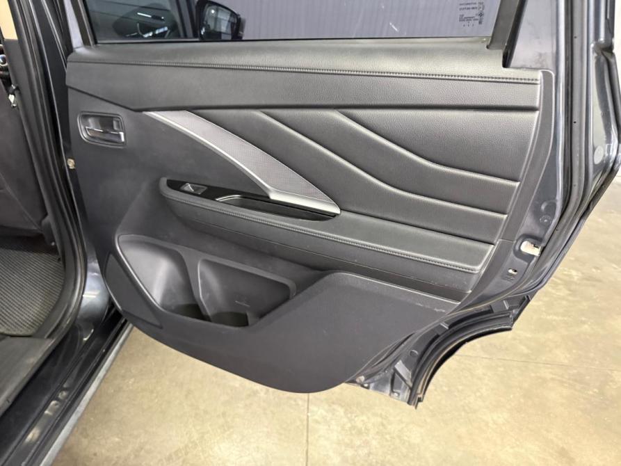 Mitsubishi Xpander I Краснодар  - изображение 19