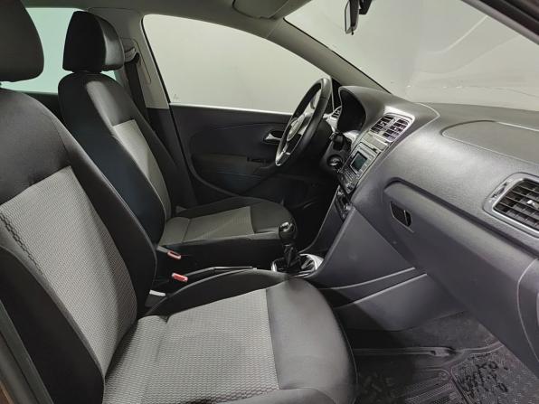 Volkswagen Polo V с пробегом 2014 года, цена 920 000 рублей, 143060 км, седан, Автокод Объявления
