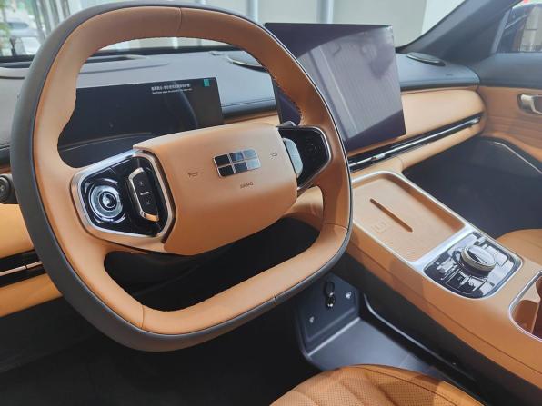 Новый Geely EX5 EM-i 2026 года, цена 3 974 990 рублей, внедорожник, Автокод Объявления
