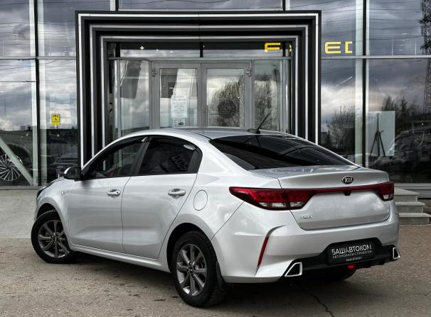 Kia Rio IV Рестайлинг с пробегом 2021 года, цена 1 595 000 рублей, 106500 км, седан, Автокод Объявления