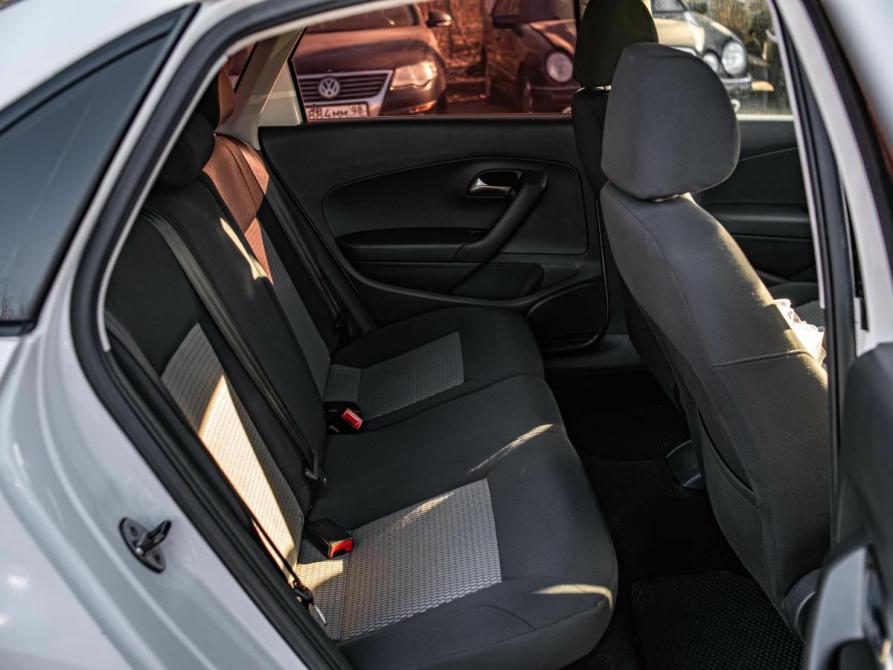 Volkswagen Polo V Санкт-Петербург  - изображение 11