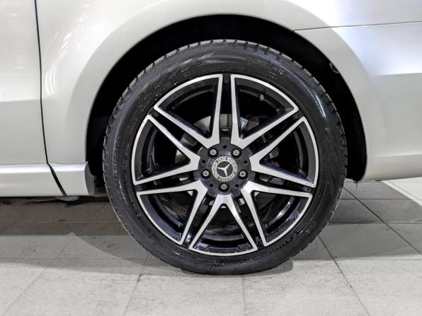 Mercedes-Benz V-Класс III (W447) Рестайлинг с пробегом 2022 года, цена 7 150 000 рублей, 65236 км, минивэн, Автокод Объявления