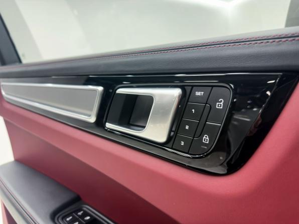 Porsche Cayenne III с пробегом 2022 года, цена 10 899 000 рублей, 37397 км, внедорожник, Автокод Объявления