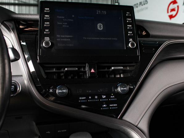 Toyota Camry VIII (XV70) Рестайлинг с пробегом 2021 года, цена 3 050 000 рублей, 71300 км, седан, Автокод Объявления