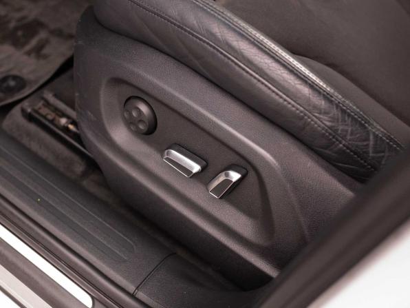 Audi Q5 I (8R) Рестайлинг с пробегом 2014 года, цена 1 800 000 рублей, 210716 км, внедорожник, Автокод Объявления