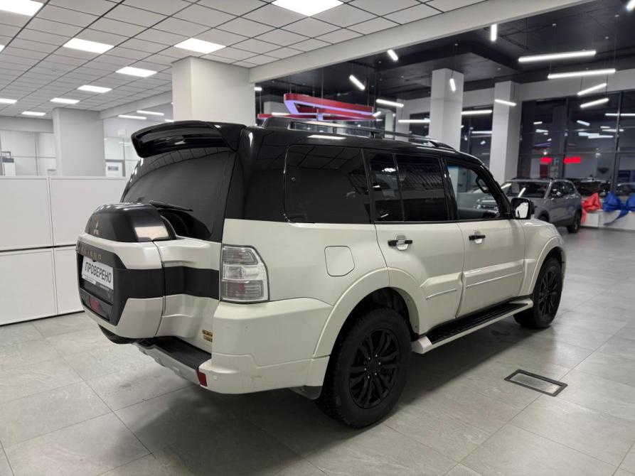 Mitsubishi Pajero IV Рестайлинг 2 Казань  - изображение 5