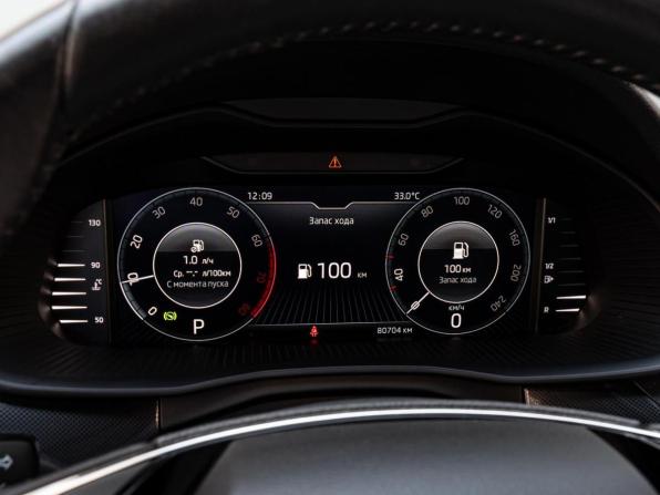 Skoda Rapid II с пробегом 2021 года, цена 1 890 000 рублей, 80704 км, лифтбек, Автокод Объявления