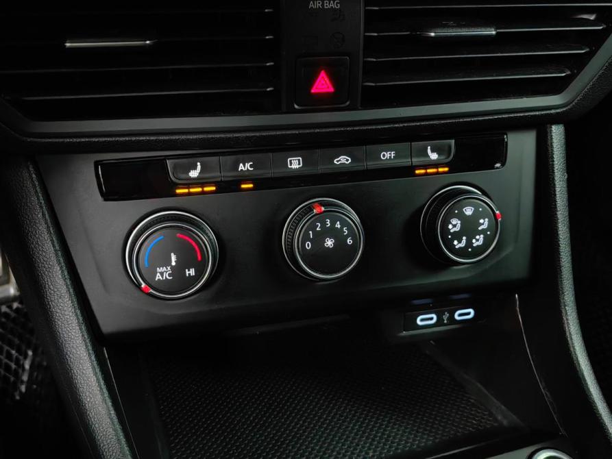 Volkswagen Jetta VII Москва  - изображение 18