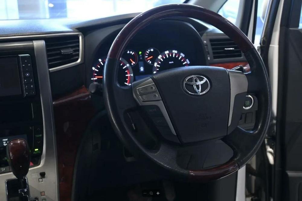 Toyota Vellfire I Уфа  - изображение 8