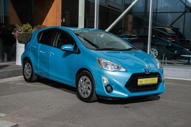 Toyota Aqua I Рестайлинг с пробегом 2015 года, цена 848 000 рублей, 153000 км, хэтчбек, Автокод Объявления