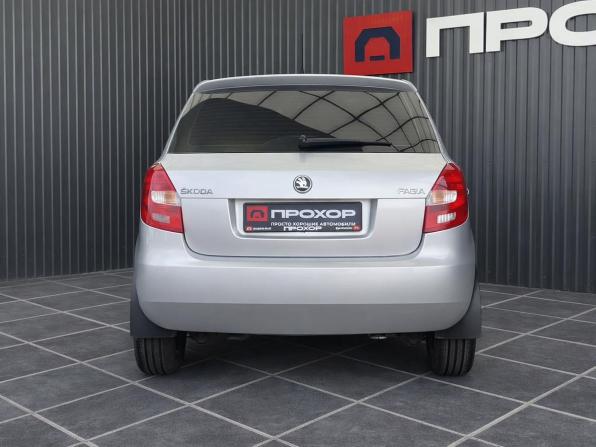 Skoda Fabia II Рестайлинг с пробегом 2014 года, цена 637 000 рублей, 231030 км, хэтчбек, Автокод Объявления