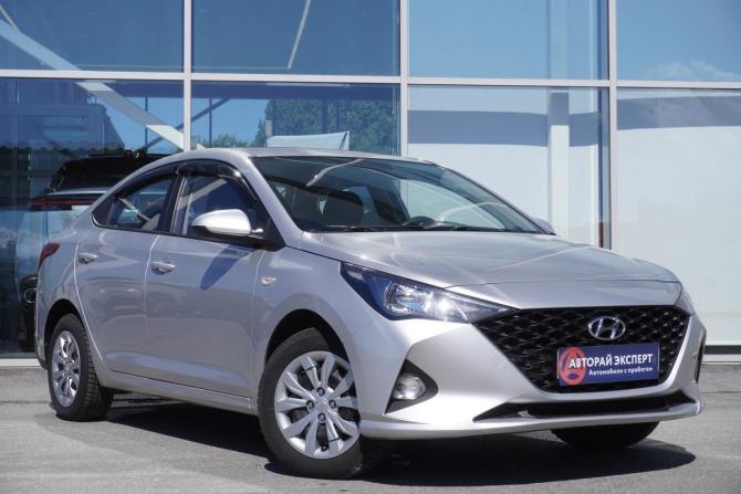 Hyundai Solaris II Рестайлинг с пробегом 2021 года, цена 1 369 000 рублей, 99379 км, седан, Автокод Объявления