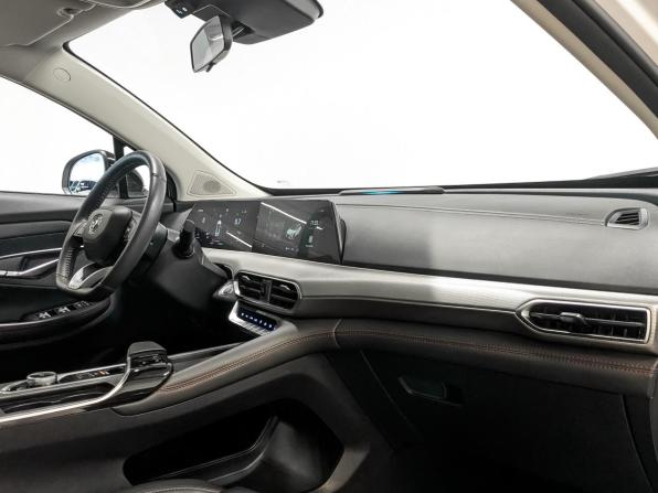 Changan UNI-T I с пробегом 2023 года, цена 2 090 000 рублей, 20720 км, внедорожник, Автокод Объявления