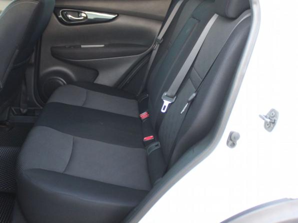 Nissan Qashqai II с пробегом 2017 года, цена 1 329 000 рублей, 93534 км, внедорожник, Автокод Объявления