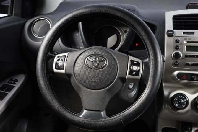 Toyota Urban Cruiser I с пробегом 2009 года, цена 949 000 рублей, 165147 км, хэтчбек, Автокод Объявления