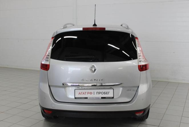 Renault Scenic III Рестайлинг 2 с пробегом 2014 года, цена 940 000 рублей, 191175 км, компактвэн, Автокод Объявления
