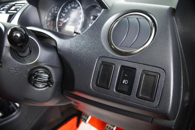 Suzuki Swift III с пробегом 2007 года, цена 899 000 рублей, 233240 км, хэтчбек, Автокод Объявления
