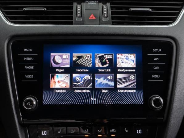 Skoda Octavia III (A7) Рестайлинг с пробегом 2018 года, цена 2 020 000 рублей, 151919 км, лифтбек, Автокод Объявления