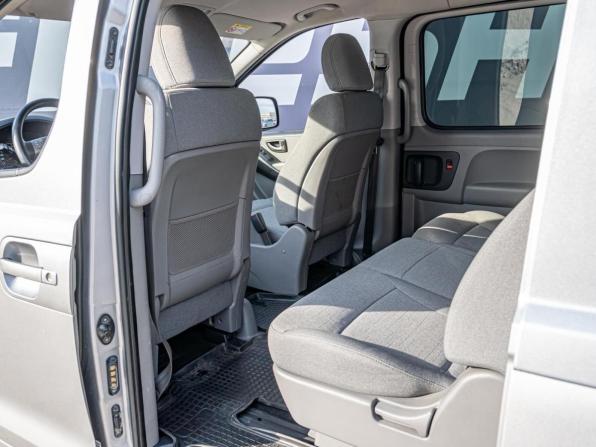 Hyundai H-1 II Рестайлинг 2 с пробегом 2019 года, цена 2 955 075 рублей, 97908 км, минивэн, Автокод Объявления