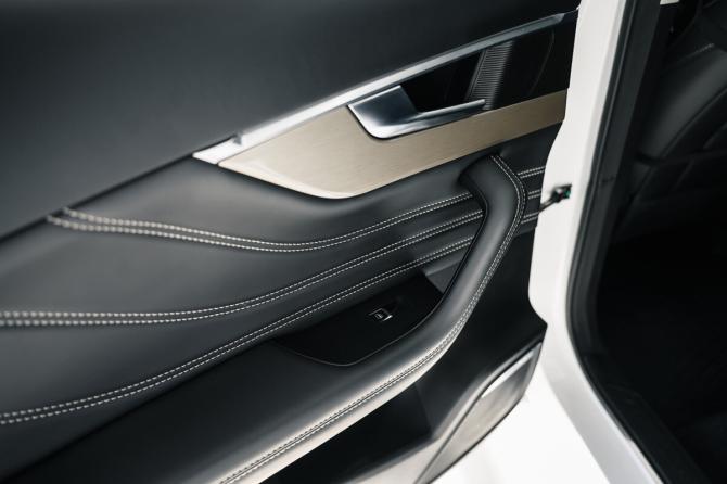 JETOUR X70 I Рестайлинг 2 с пробегом 2024 года, цена 2 050 000 рублей, 33000 км, внедорожник, Автокод Объявления