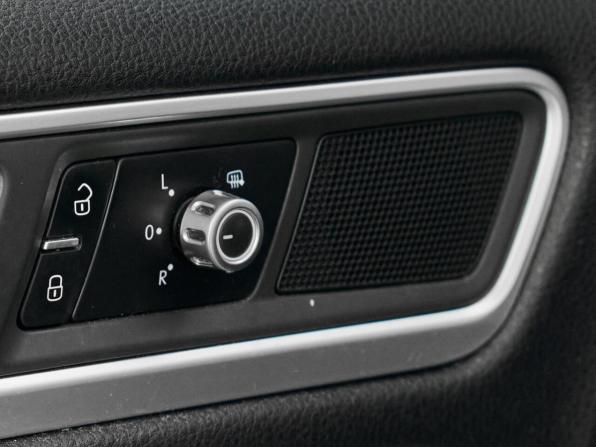 Volkswagen Touareg II с пробегом 2012 года, цена 2 490 000 рублей, 222473 км, внедорожник, Автокод Объявления