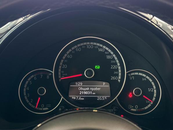 Volkswagen Beetle II (A5) с пробегом 2013 года, цена 1 215 000 рублей, 219019 км, хэтчбек, Автокод Объявления