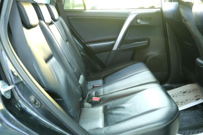 Toyota RAV4 IV (XA40) с пробегом 2013 года, цена 2 349 000 рублей, 143000 км, внедорожник, Автокод Объявления