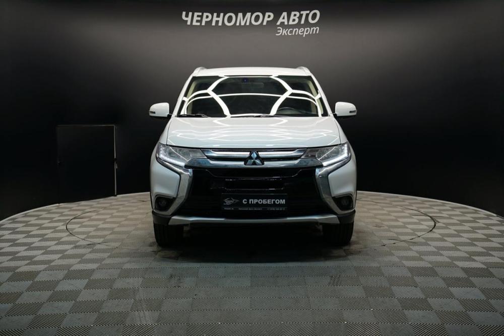 Mitsubishi Outlander III Рестайлинг 2 Крым  - изображение 8