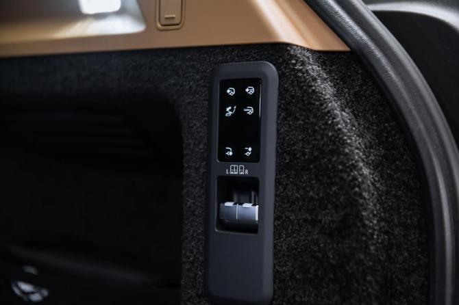 Новый Land Rover Range Rover V 2025 года, цена 25 800 000 рублей, внедорожник, Автокод Объявления