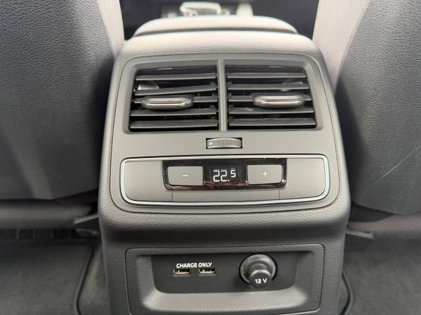Audi A4 V (B9) Рестайлинг с пробегом 2020 года, цена 2 965 000 рублей, 85845 км, седан, Автокод Объявления