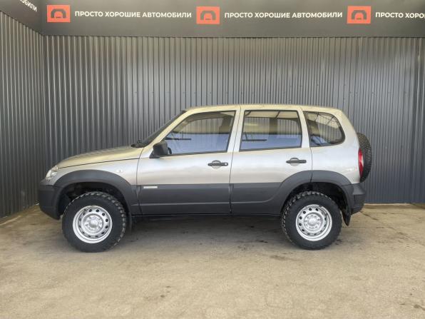 Chevrolet Niva I Рестайлинг с пробегом 2013 года, цена 570 000 рублей, 158271 км, внедорожник, Автокод Объявления
