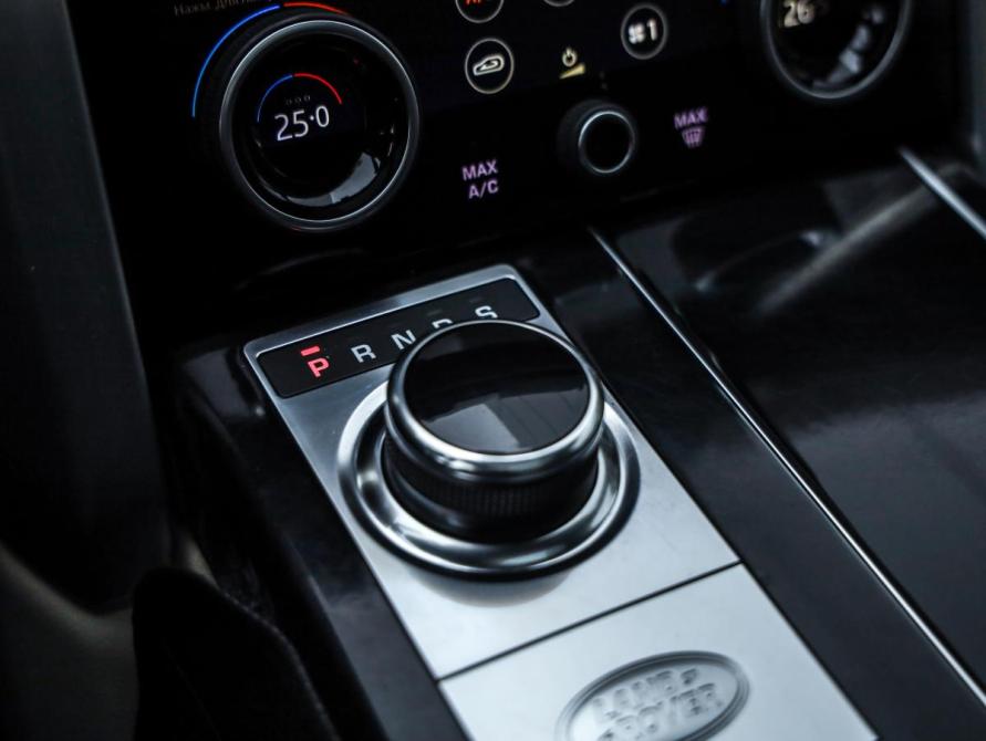 Land Rover Range Rover IV Рестайлинг Санкт-Петербург  - изображение 22