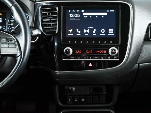 Mitsubishi Outlander III Рестайлинг 3 с пробегом 2021 года, цена 3 045 000 рублей, 80810 км, внедорожник, Автокод Объявления