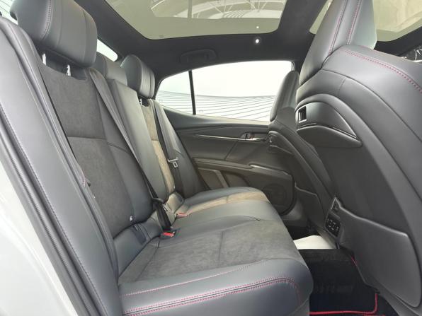Toyota Camry IX (XV80) China Market Рестайлинг с пробегом 2026 года, цена 4 550 000 рублей, 15 км, седан, Автокод Объявления
