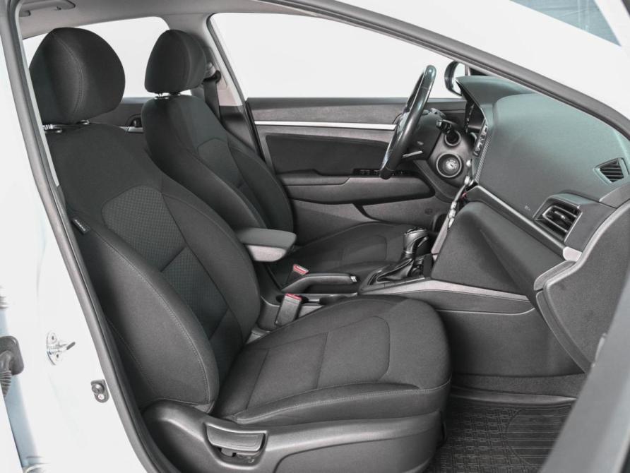 Hyundai Elantra VI (AD) Рестайлинг Ростов-на-Дону  - изображение 8