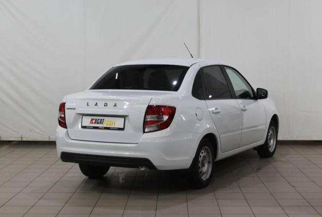 Lada (ВАЗ) Granta I Рестайлинг с пробегом 2022 года, цена 850 000 рублей, 68422 км, седан, Автокод Объявления